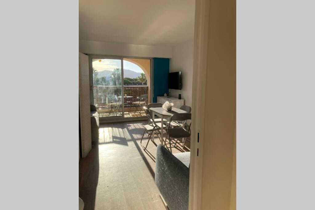 Apartamento Escapade Au Port Hyères Exterior foto